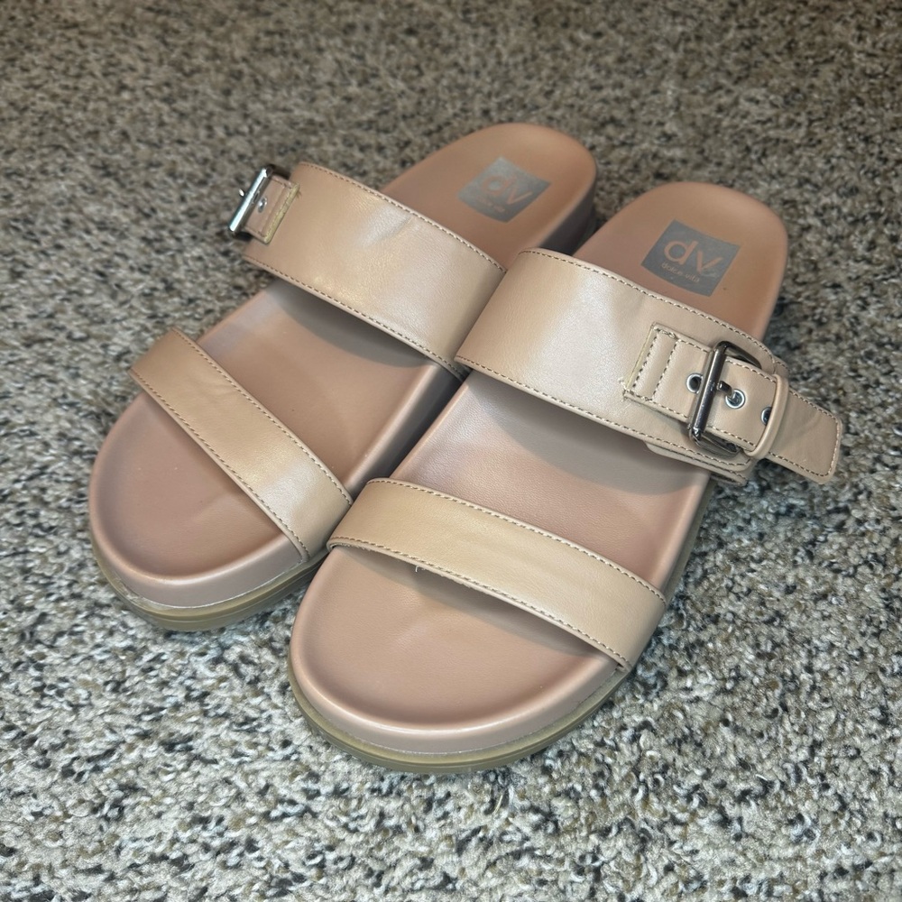 DV by Dolce Vita Women's Beige Buckle Sandals